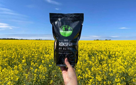 Grilla med rökspån