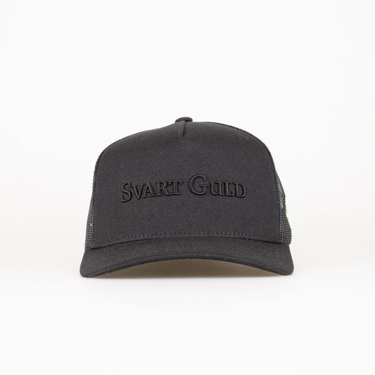 Skogens SvartGuld trucker Black